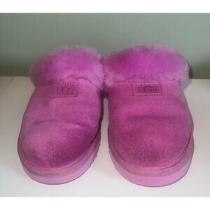 Kids Ugg slippers size 5